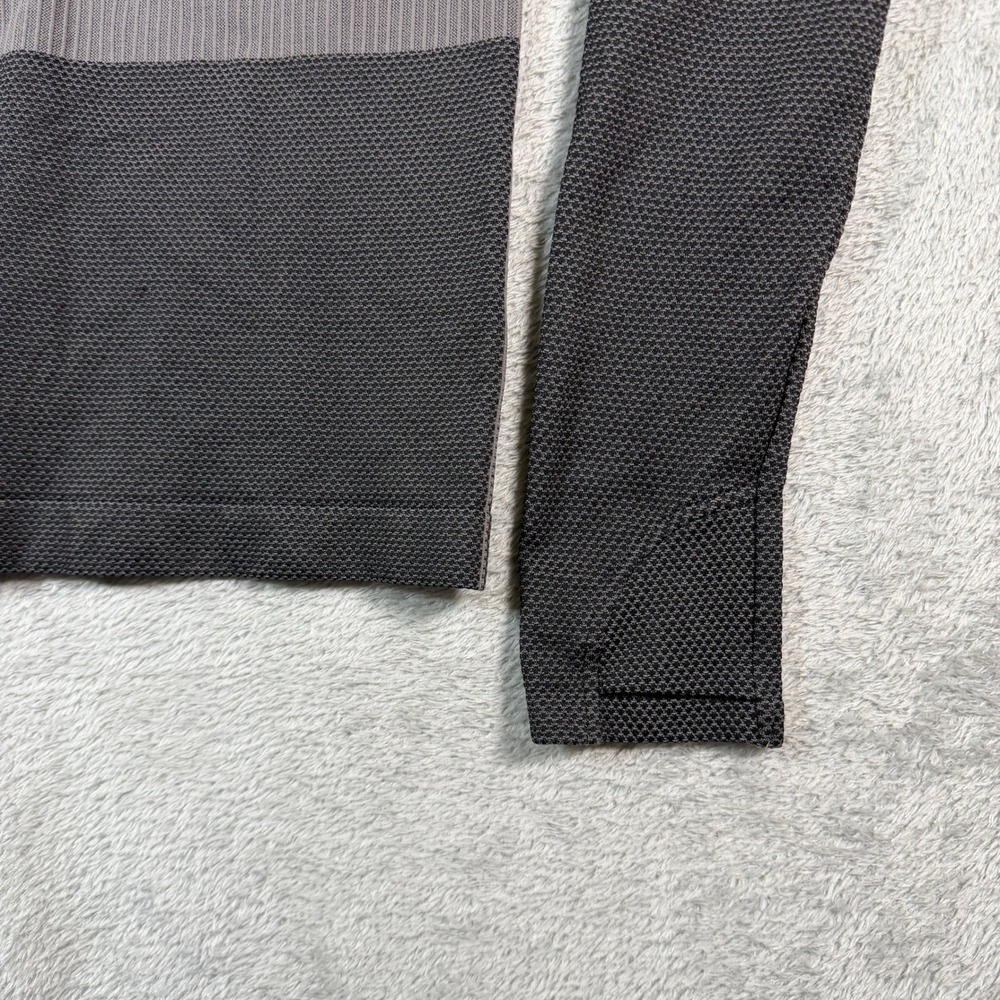Athleta Two Tone Long Sleeve Shirt Womens Large Gray Black Ribbed Warm - Picture 8 of 9